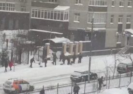 „Apocalipsă de zăpadă” la Moscova (Video)