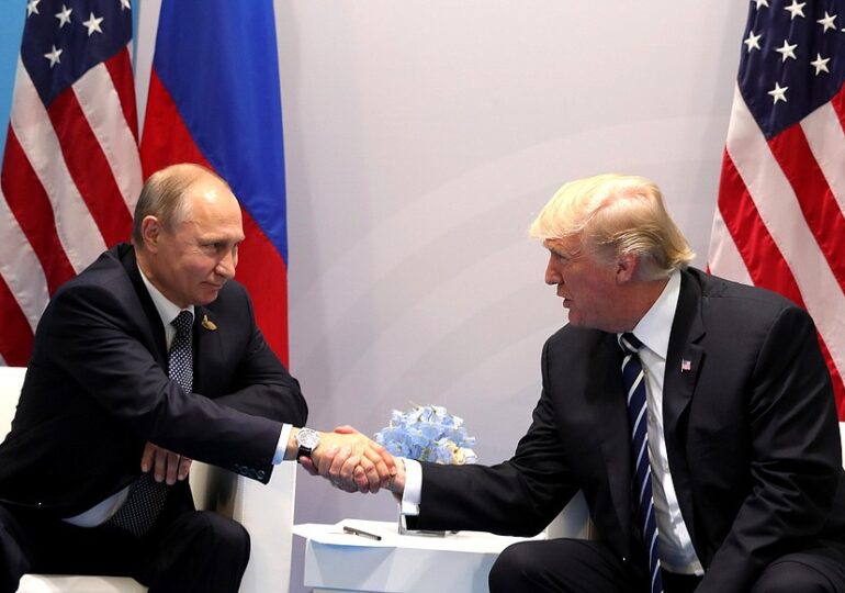 Trump anunță că ar putea sancționa Rusia dacă nu negociază încetarea războiului cu Ucraina