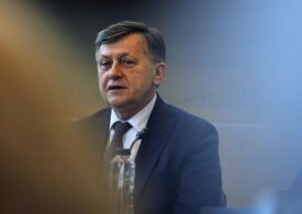 (P) Verdictul caselor de pariuri: Crin Antonescu are șanse mai mari în fața lui George Simion în finala prezidențială