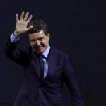 Politico: Pe Nicușor Dan îl așteaptă un mandat de coșmar